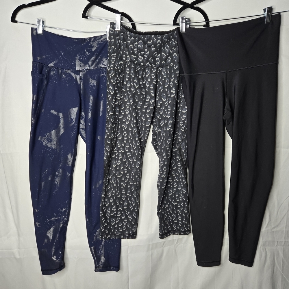 Old Navy Medium Active High Rise Leggings Set 2 Elevate & 1 Powersoft EUC Bundle